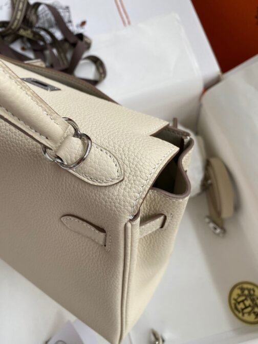 kelly 25cm Sellier Bag in Craie Togo Leather - Image 6
