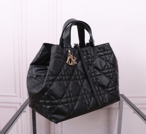 Toujours Large Bag in Black Macrocannage Calfskin - Image 2