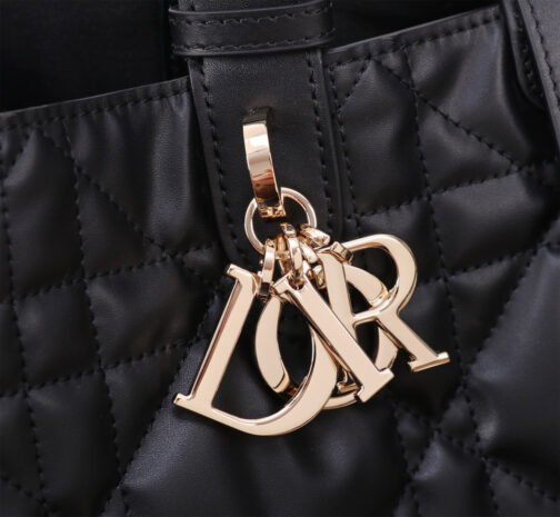 Toujours Large Bag in Black Macrocannage Calfskin - Image 3