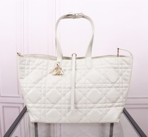 Toujours Large Bag in White Macrocannage Calfskin - Image 8