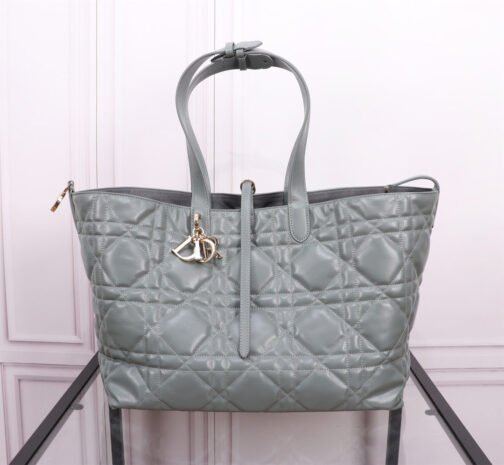 Toujours Large Bag in Gray Macrocannage Calfskin - Image 8
